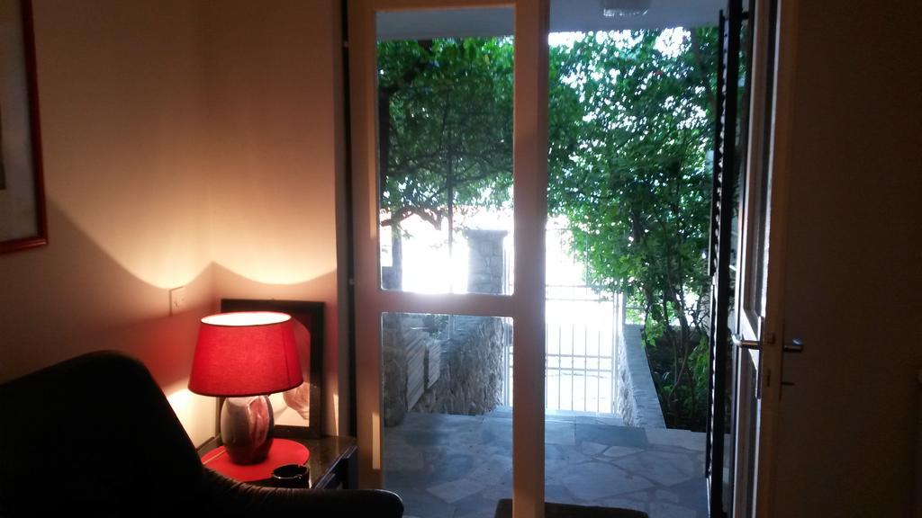 G&B Apartments トロギール 部屋 写真